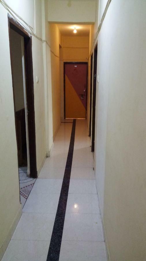 Hotel Sapna Lodge Vashi ภายนอก รูปภาพ